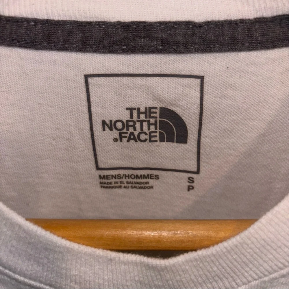 The North Face White Graphic Long Sleeve Shirt Size S